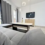 Apartament Modern Nest - Free Parking *