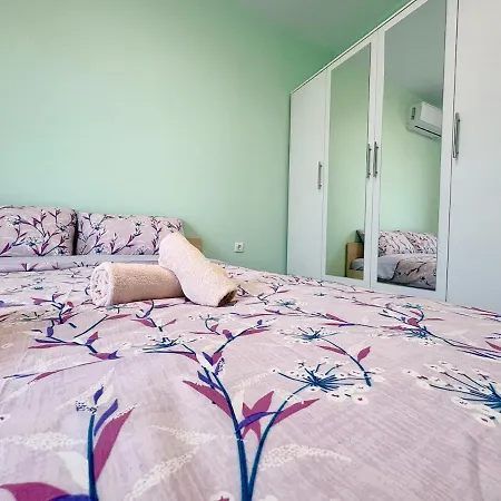 Modern Nest - Free Parking Lejlighed